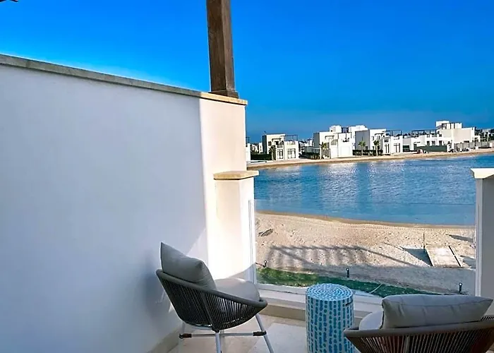 Szálloda Haute & Hand-picked 4bdr Private Pool 3*