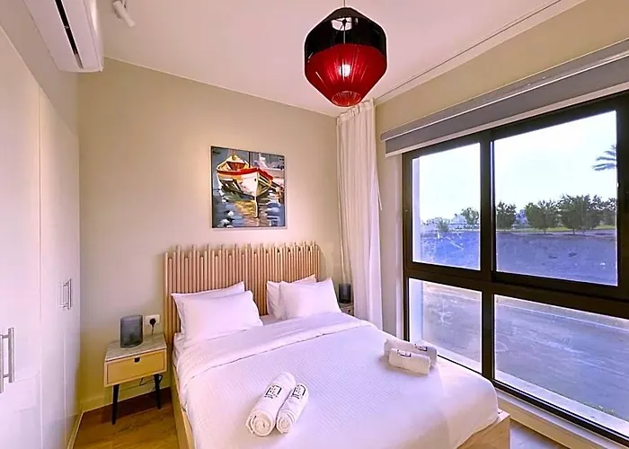 Haute & Hand-picked 4bdr Private Pool 3* Gurdaka