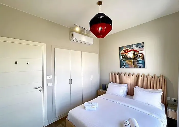Szálloda Haute & Hand-picked 4bdr Private Pool 3*