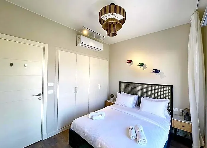Szálloda Haute & Hand-picked 4bdr Private Pool 3*